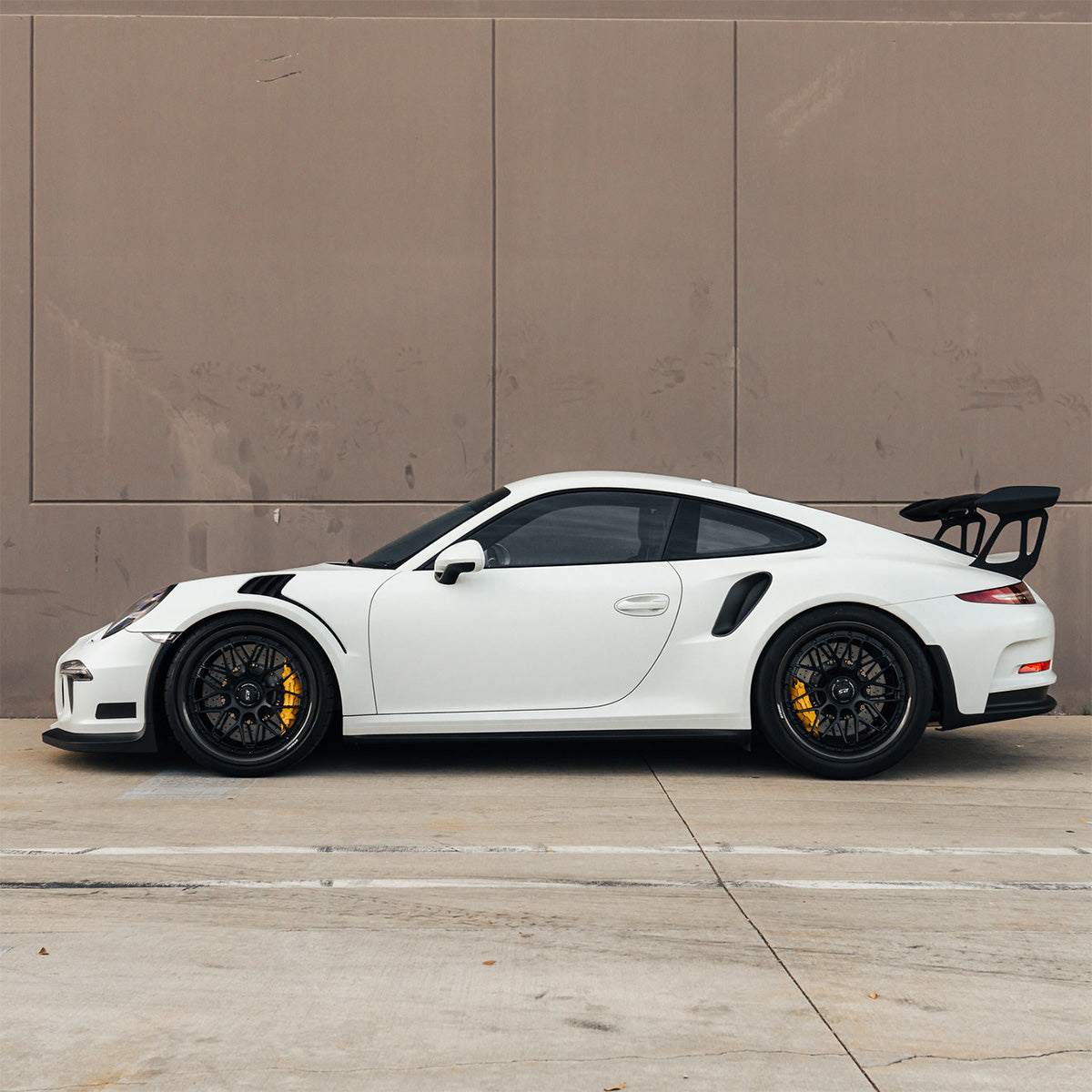 AL13 CF-C009R Carbon Series Wheel