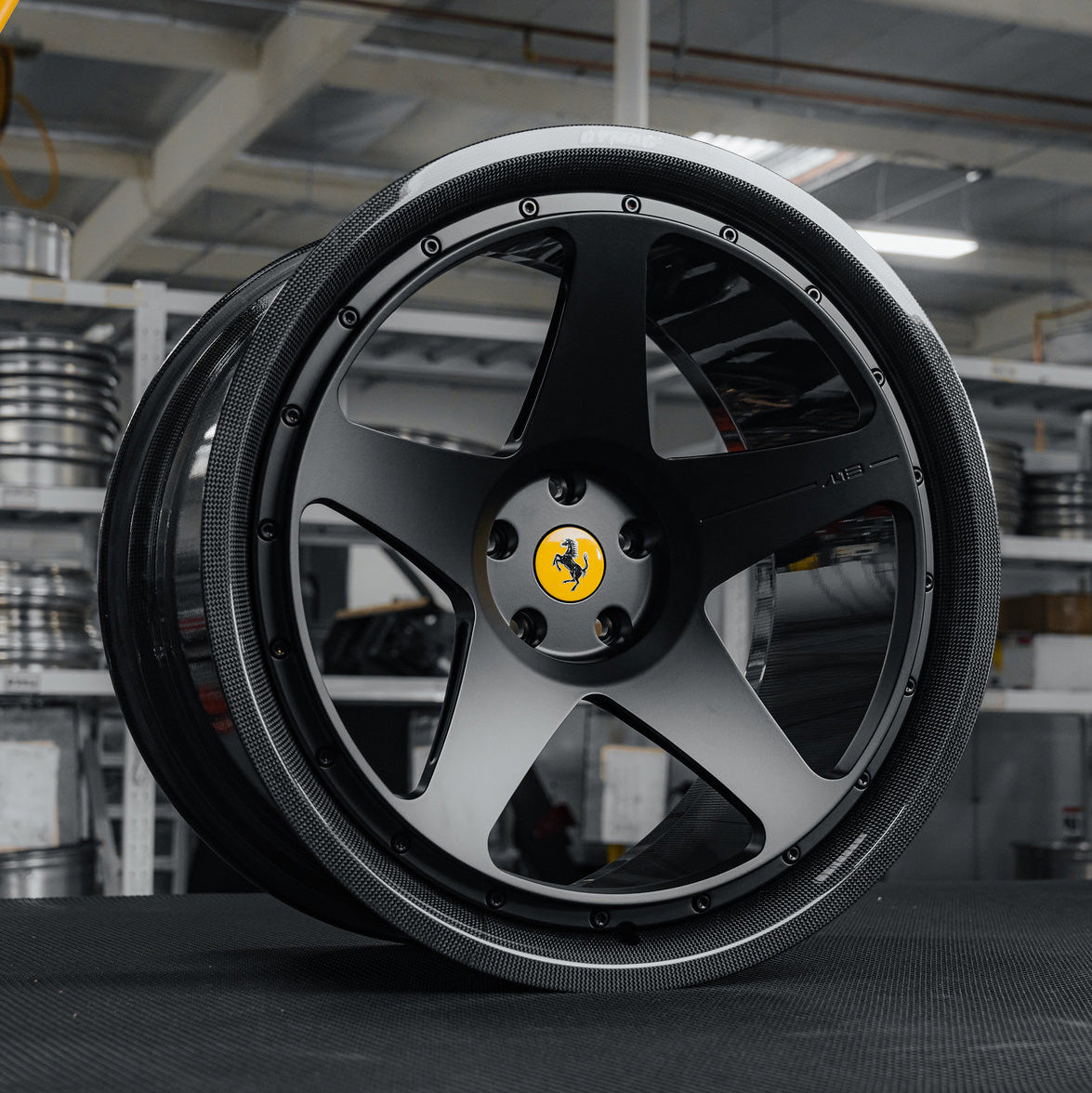 AL13 CF-C005R Carbon Series Wheel