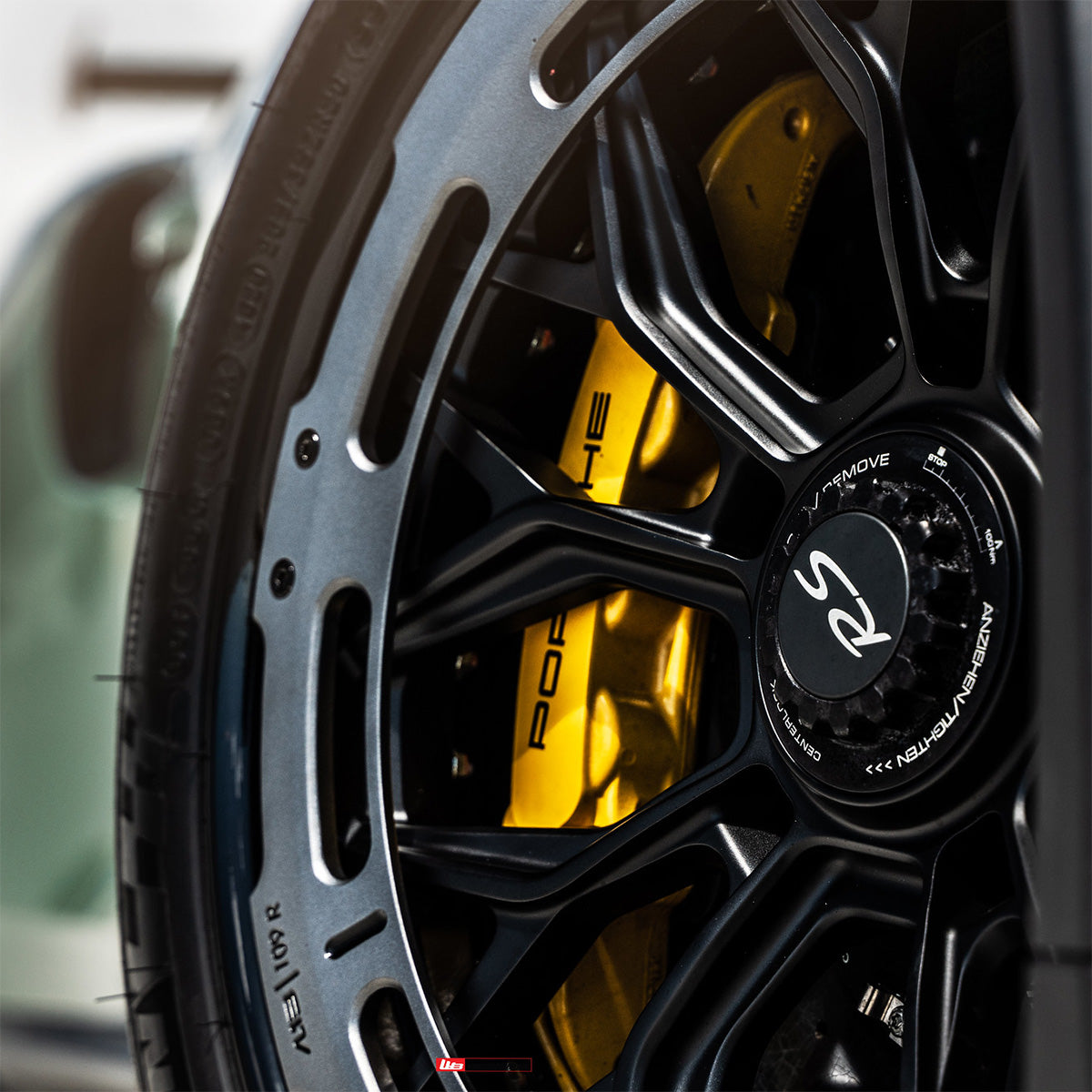 AL13 R80-109R Aerodisc Series Wheel