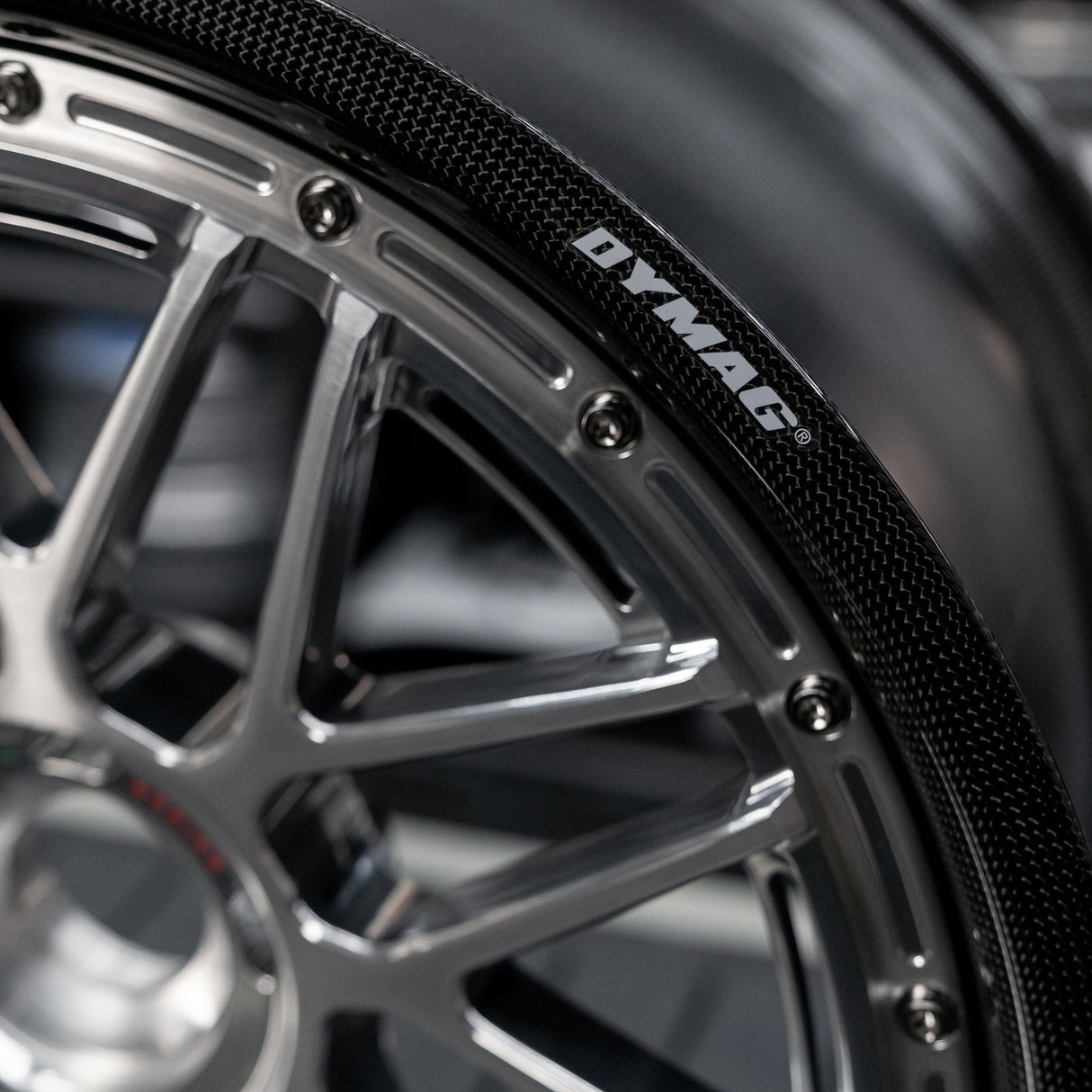 MV Forged MV10 DYMAG Collection Carbon Wheel