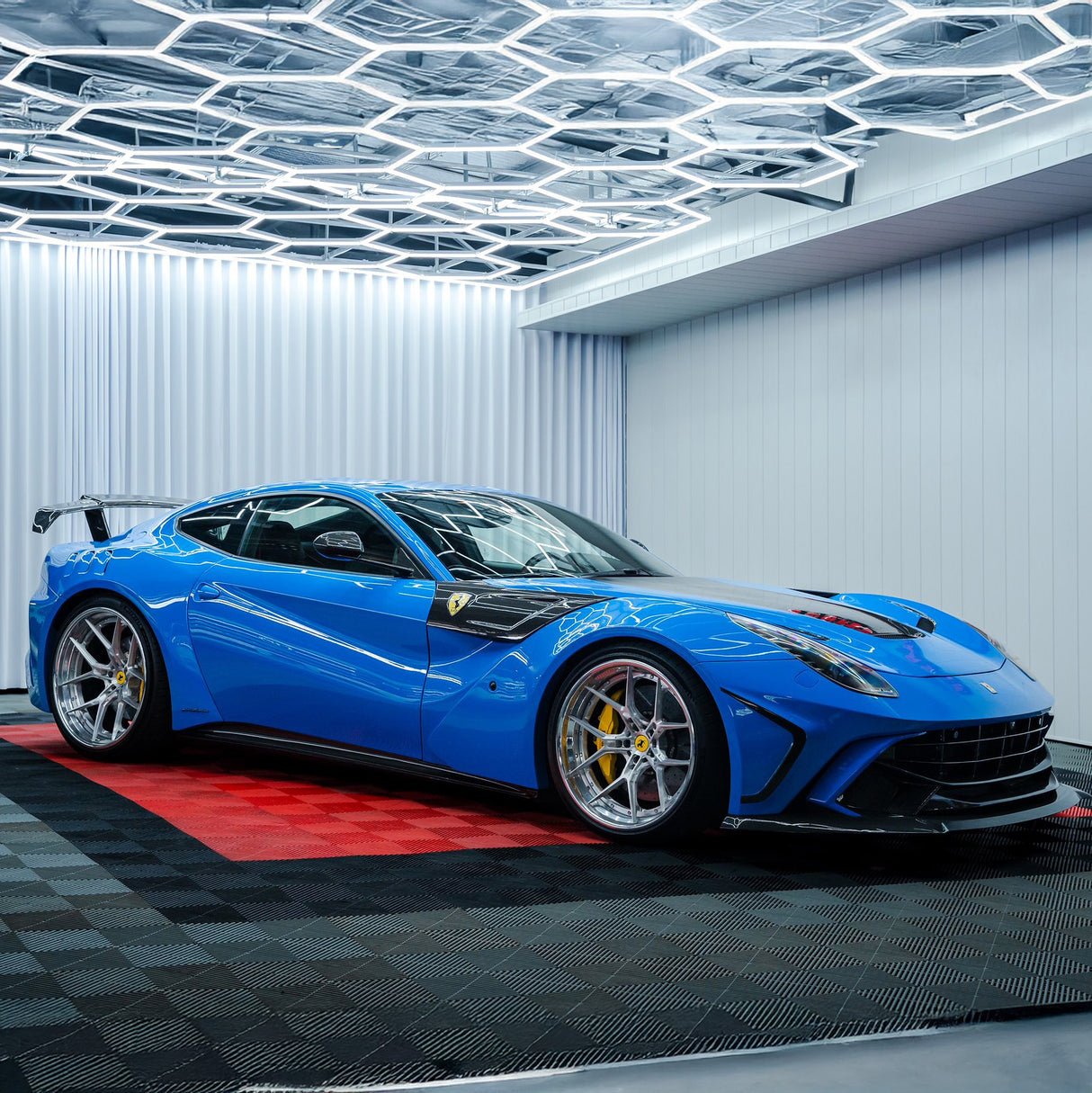 AL13 R60 R Series Wheel