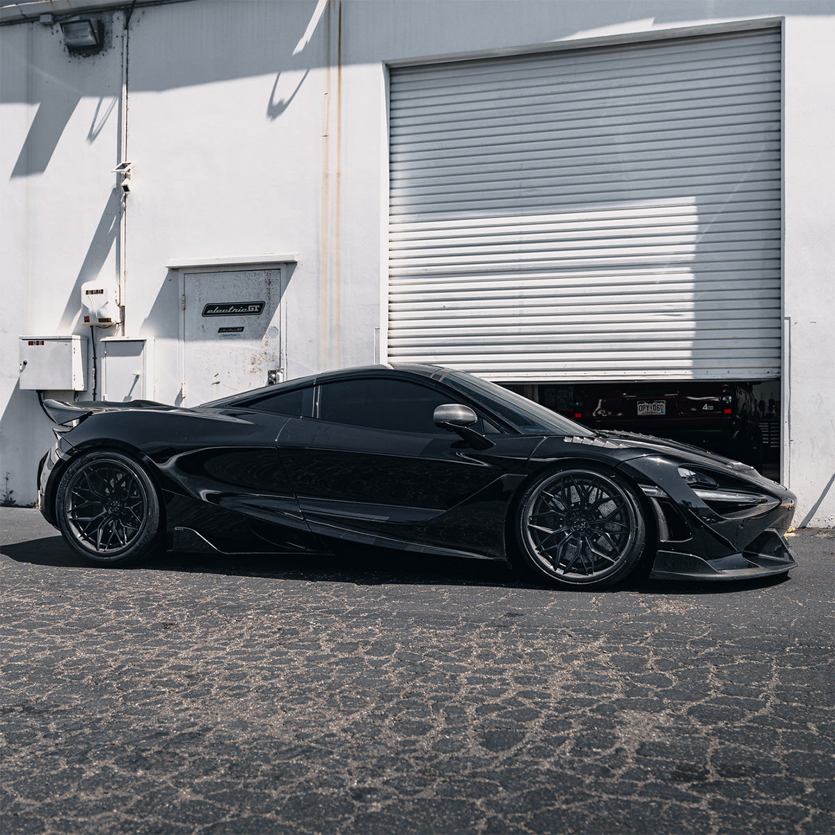 AL13 CF-R80 Carbon Series Wheel