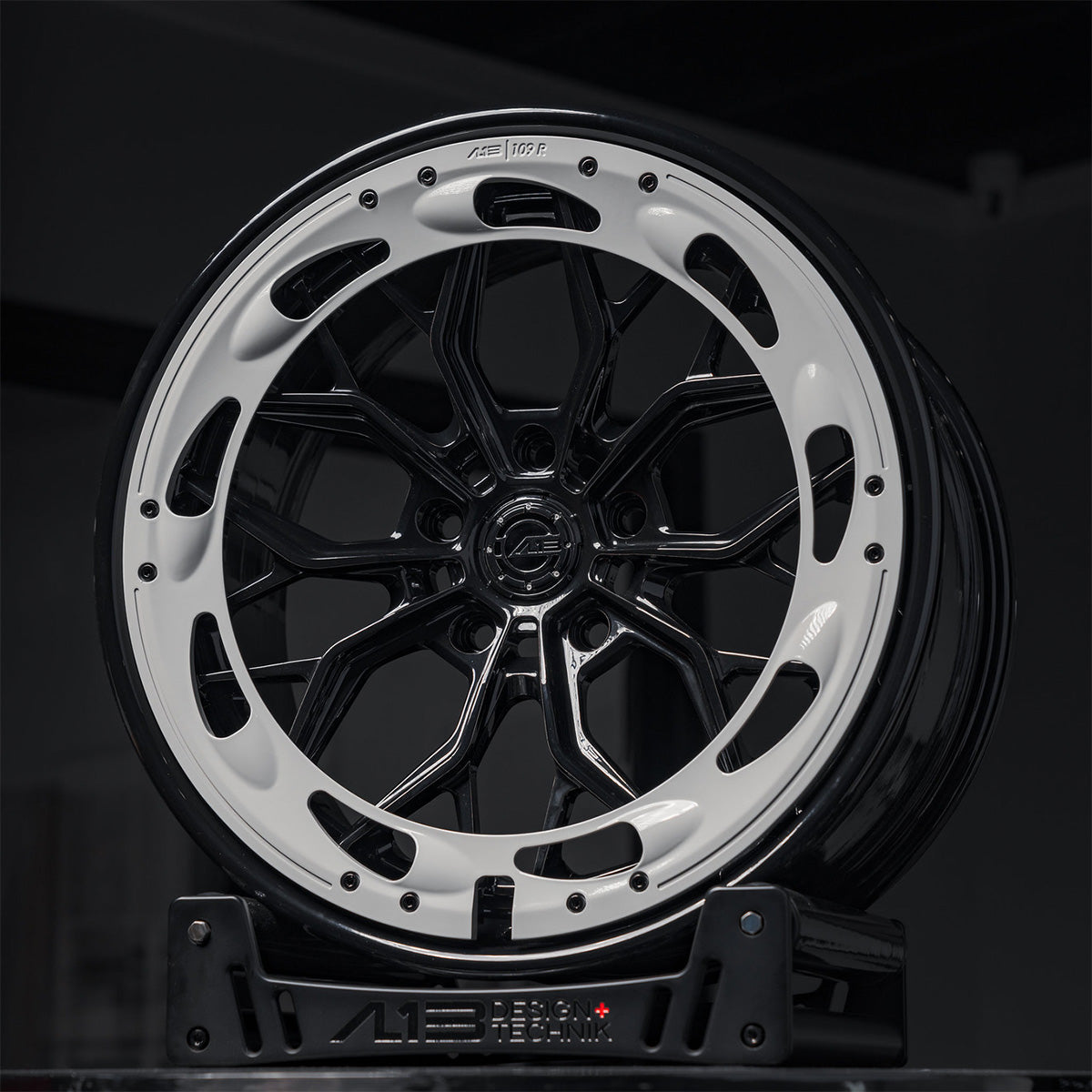 AL13 R80-109RD Aerodisc Series Wheel