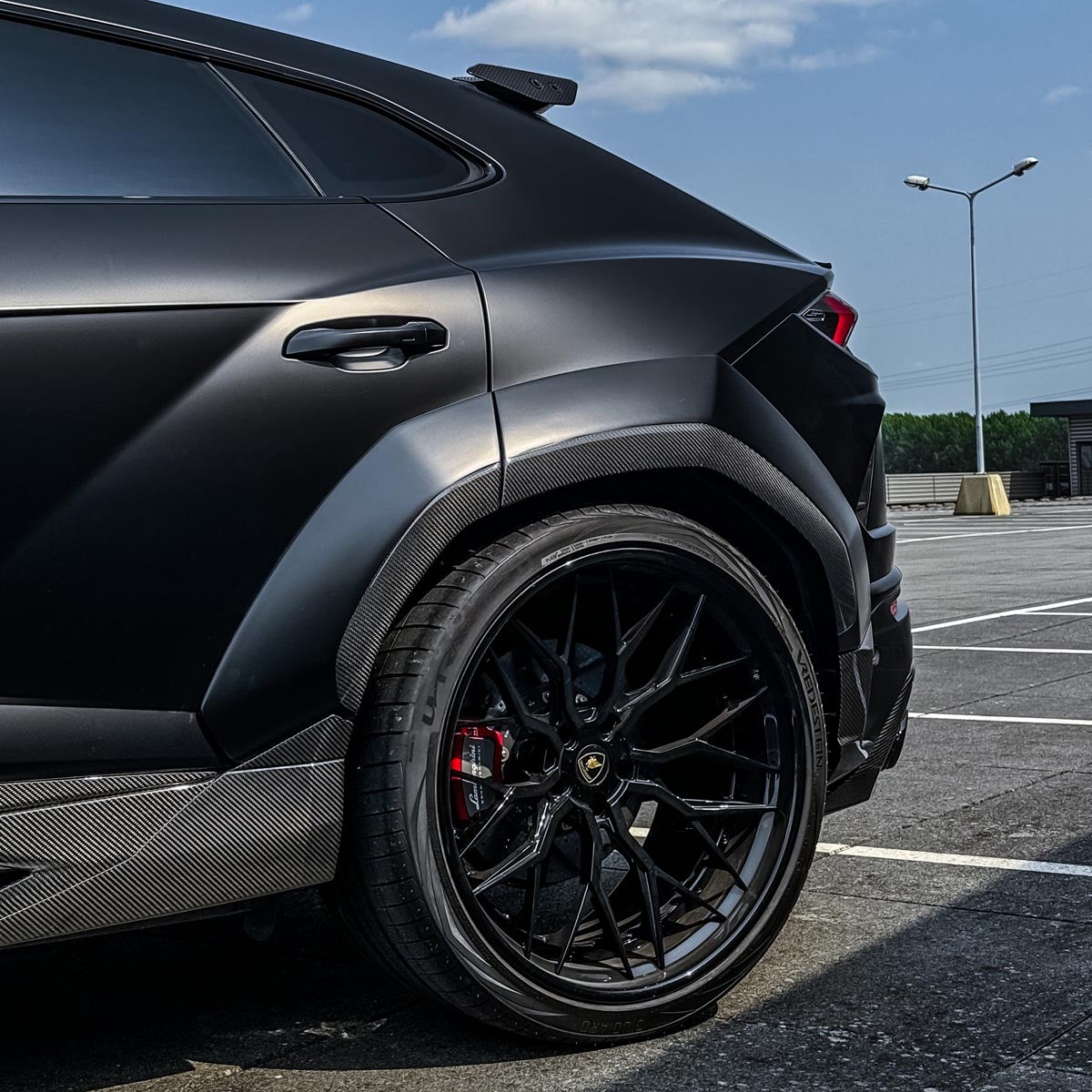 1016 Industries Lamborghini Urus Fender Arch Set