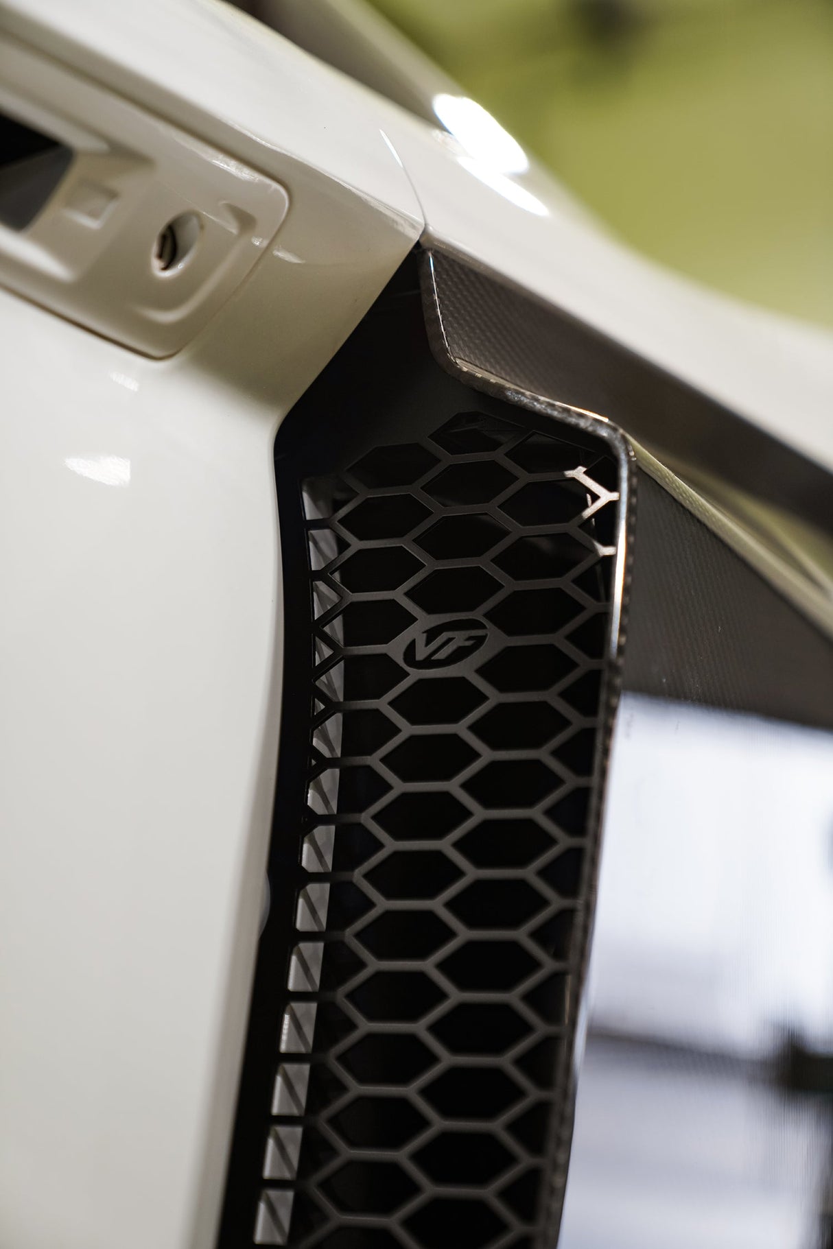 VF Engineering LMS Carbon Fiber Side Blades - 2016+ Audi R8