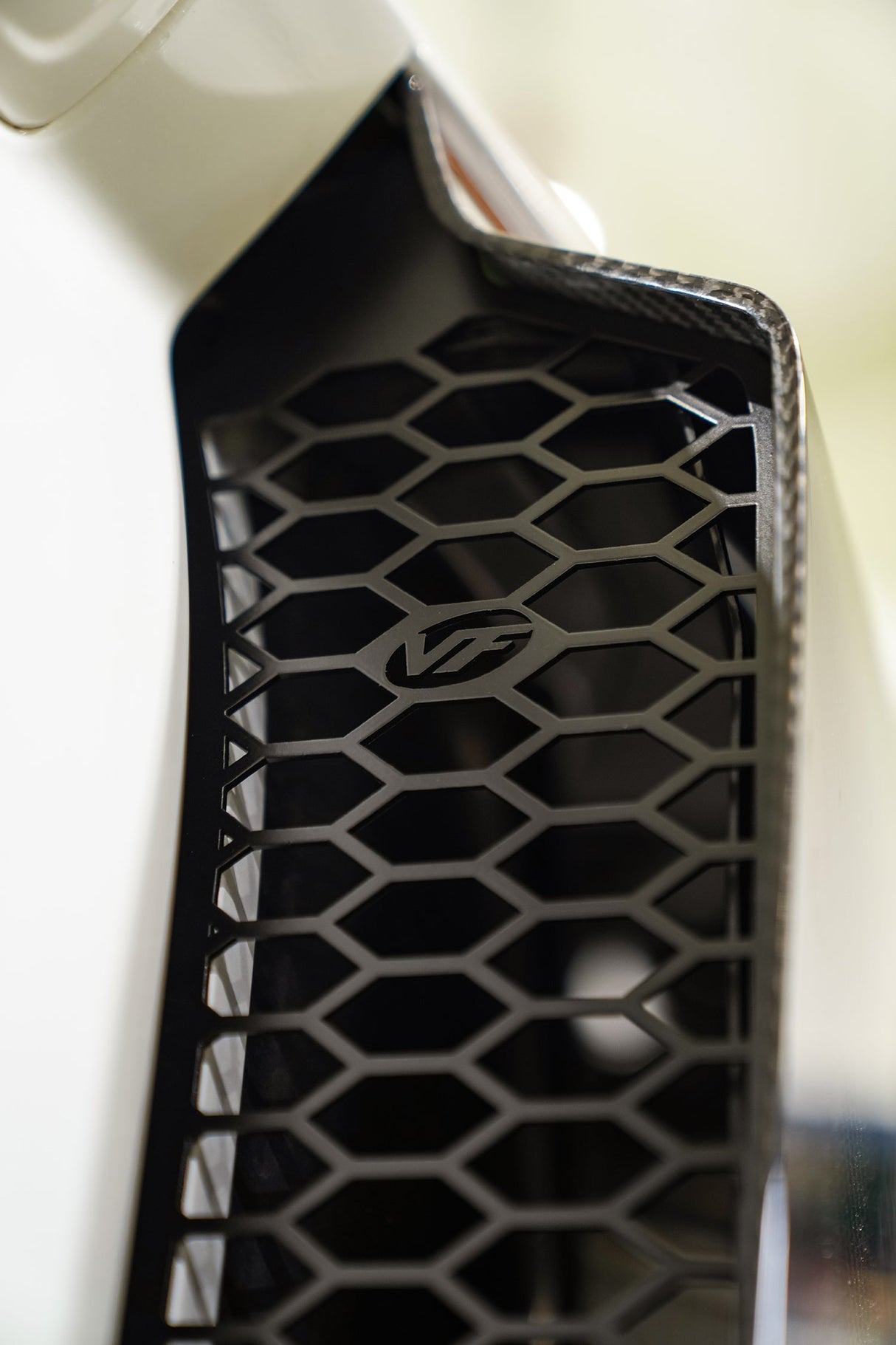 VF Engineering LMS Carbon Fiber Side Blades - 2016+ Audi R8