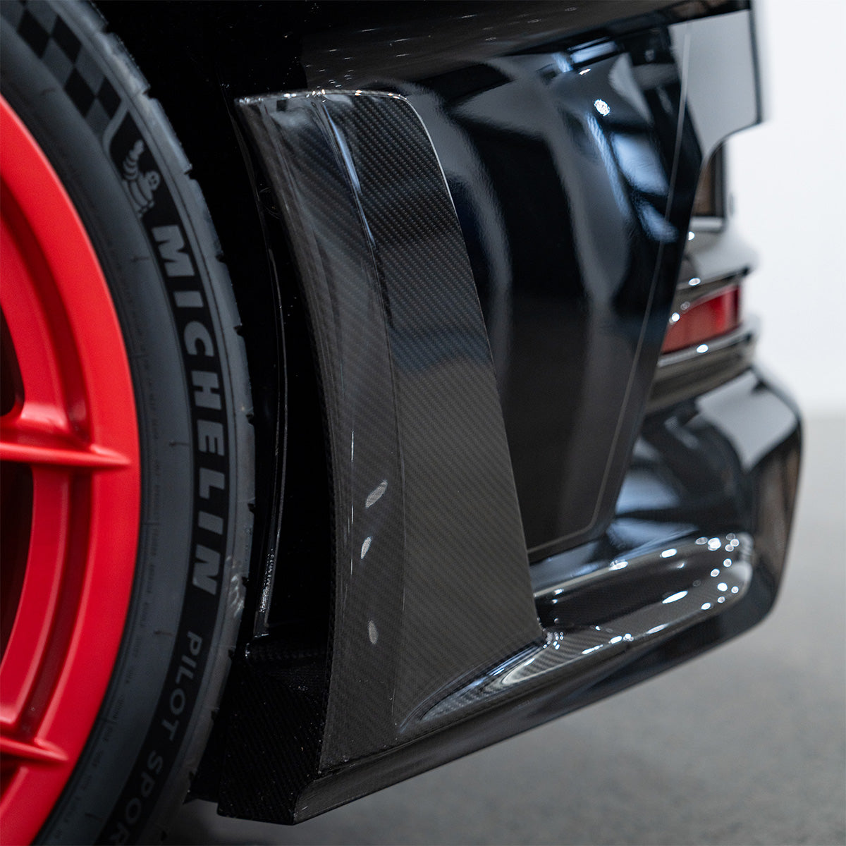 1016 Industries Porsche 992 GT3RS Diffuser with Uprights