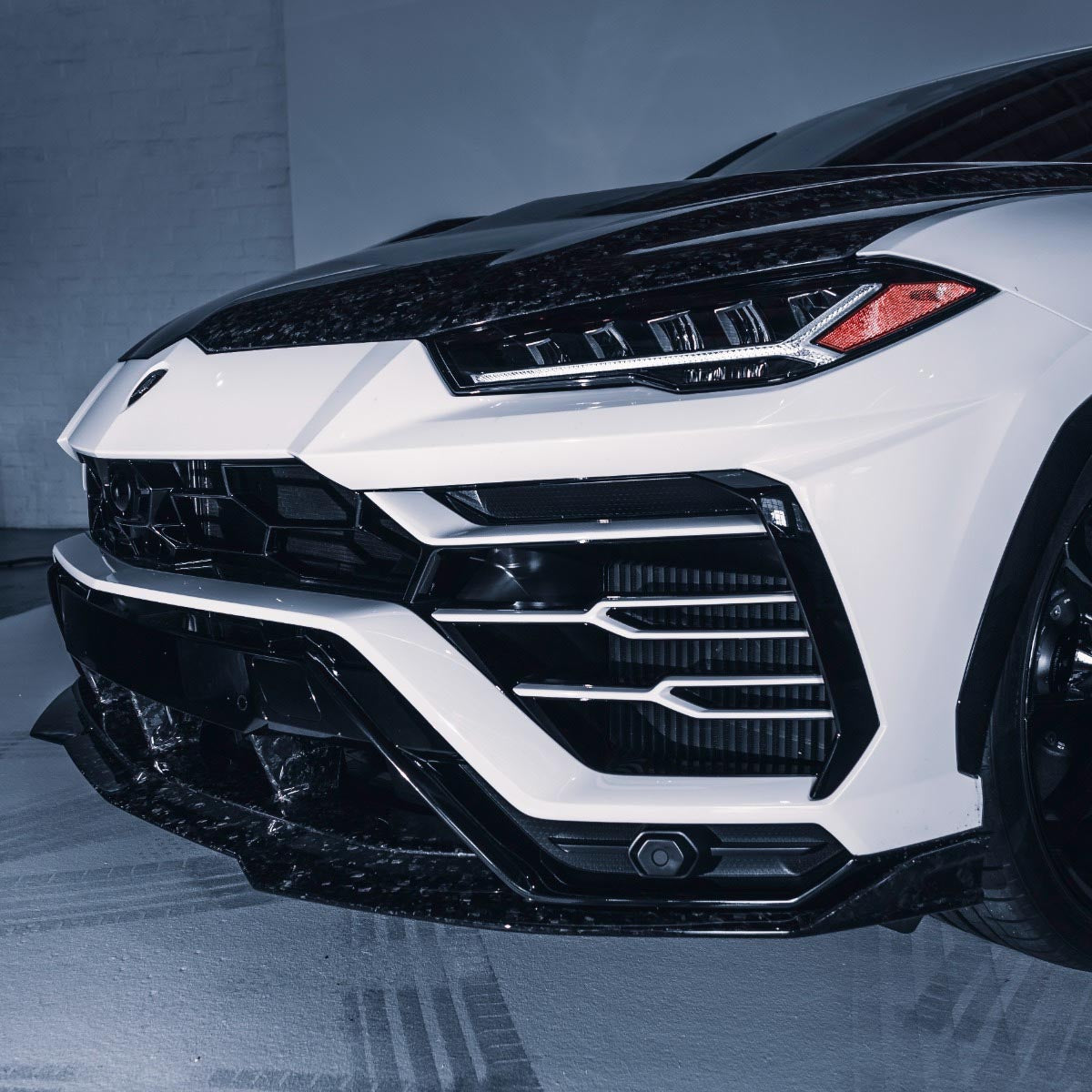 1016 Industries Lamborghini Urus Front Upper Lip