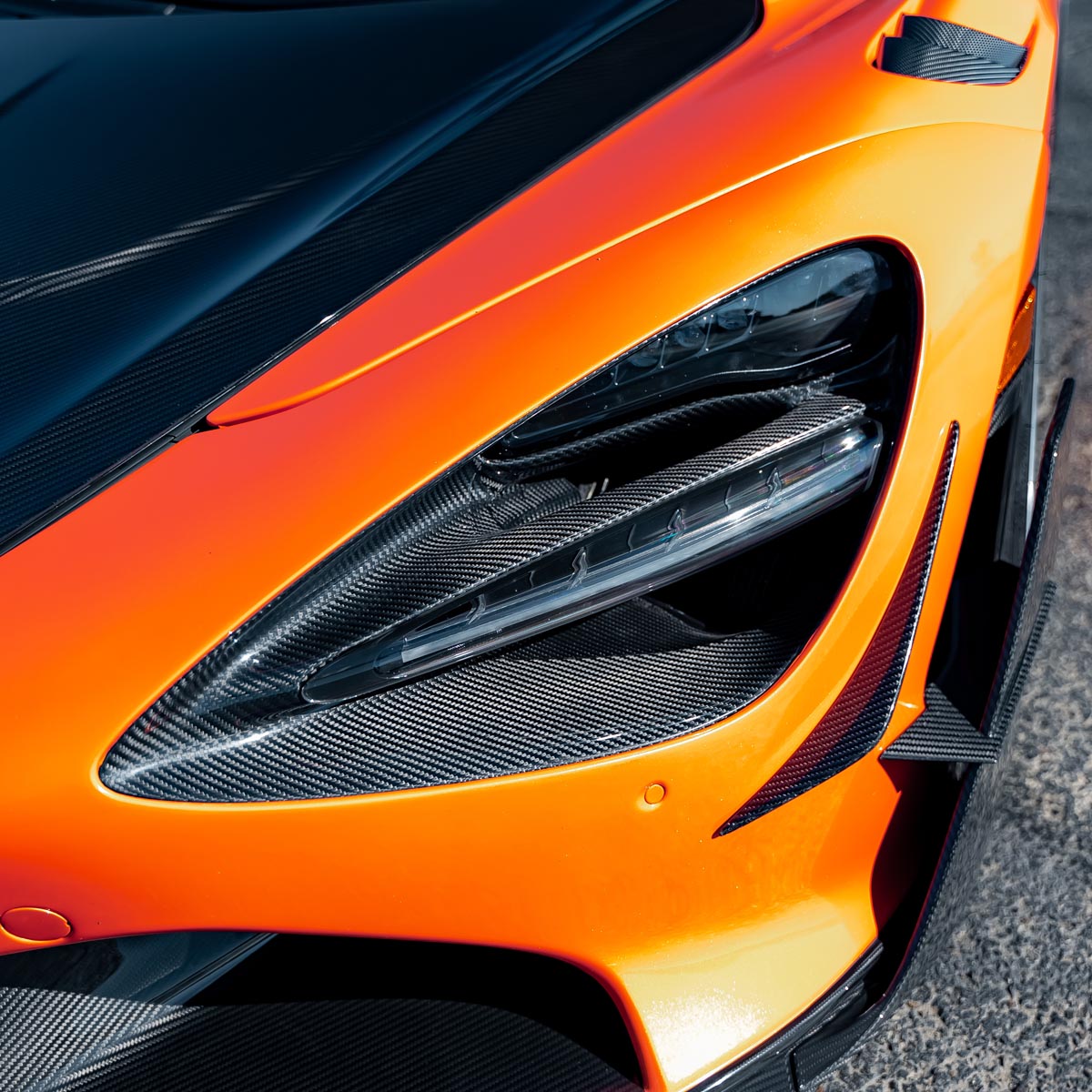 1016 Industries McLaren 750S Canards