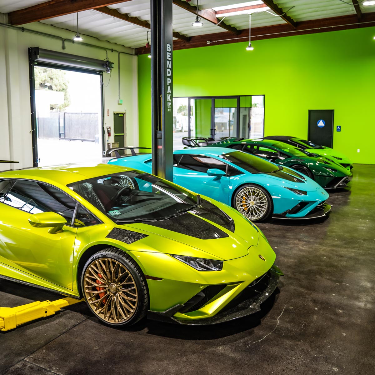 1016 Industries Lamborghini Huracan EVO Fender Set