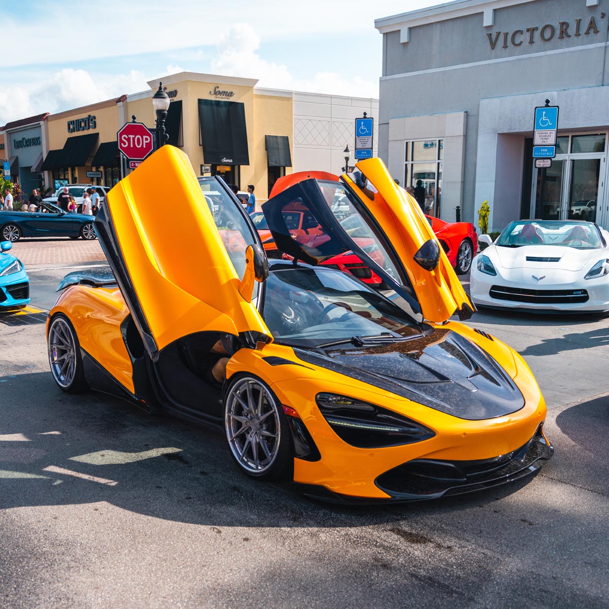 1016 Industries McLaren 720S Side Skirts