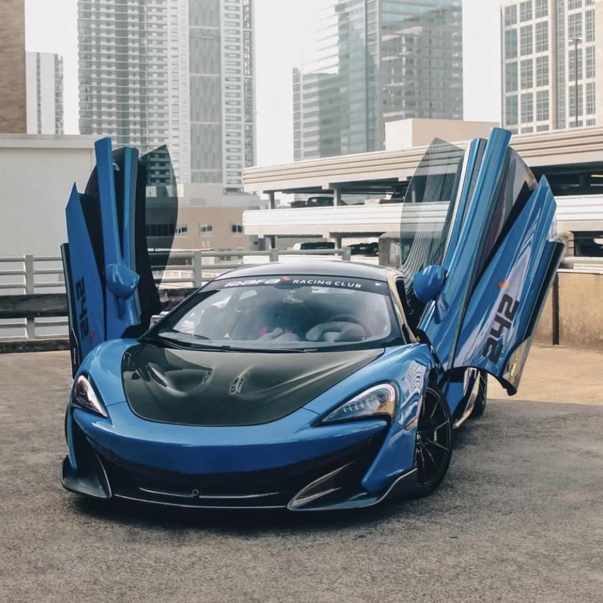 1016 Industries McLaren 600LT Race Hood