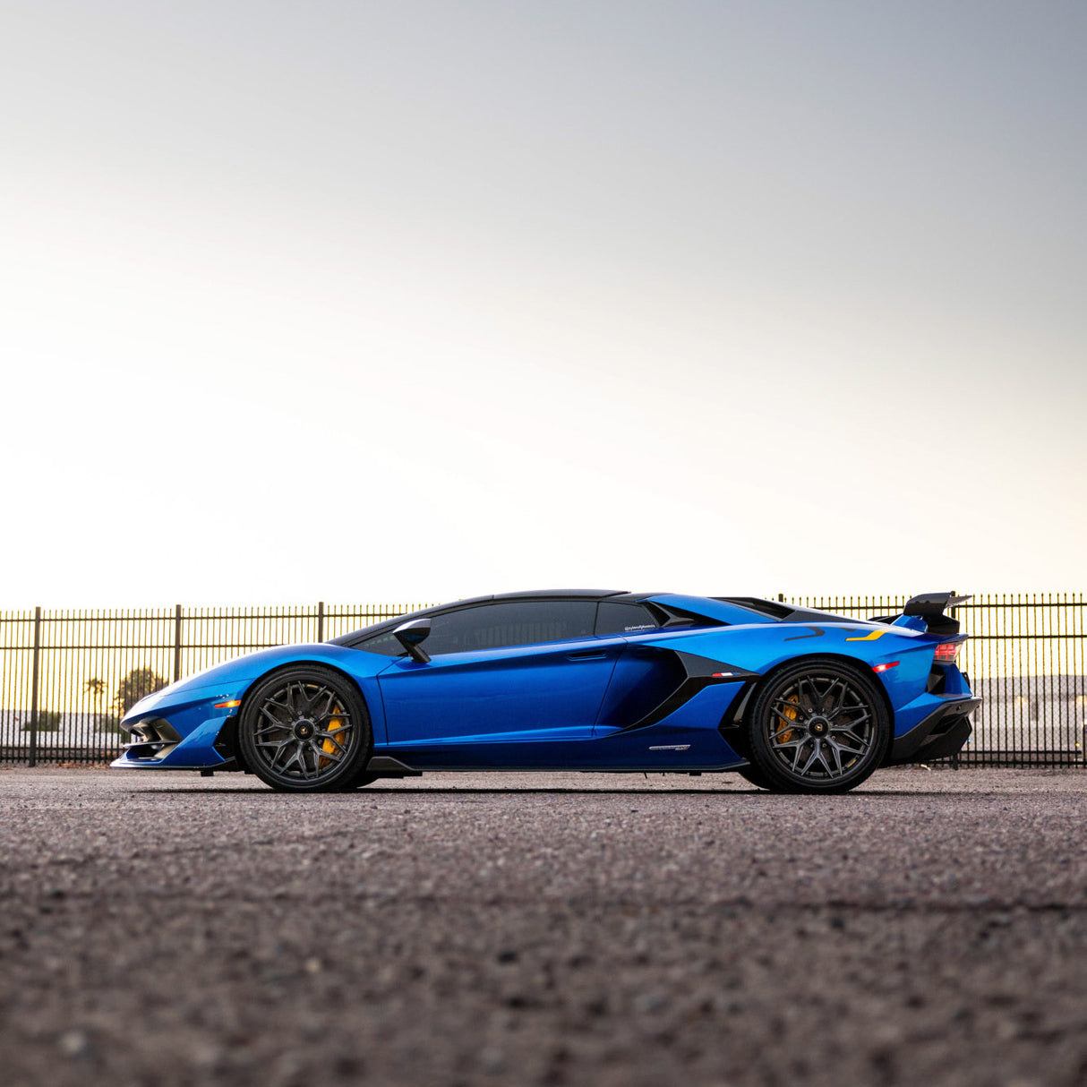 MV Forged MR-208CL DYMAG Collection Carbon Wheel