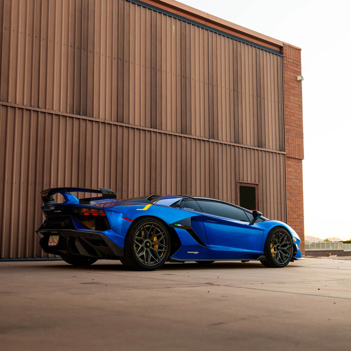 MV Forged MR-208CL DYMAG Collection Carbon Wheel