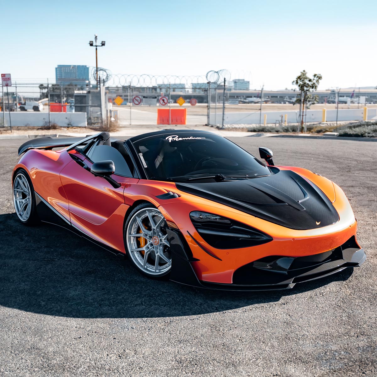 1016 Industries McLaren 750S Front Lip w/ Uprights – Top Spec