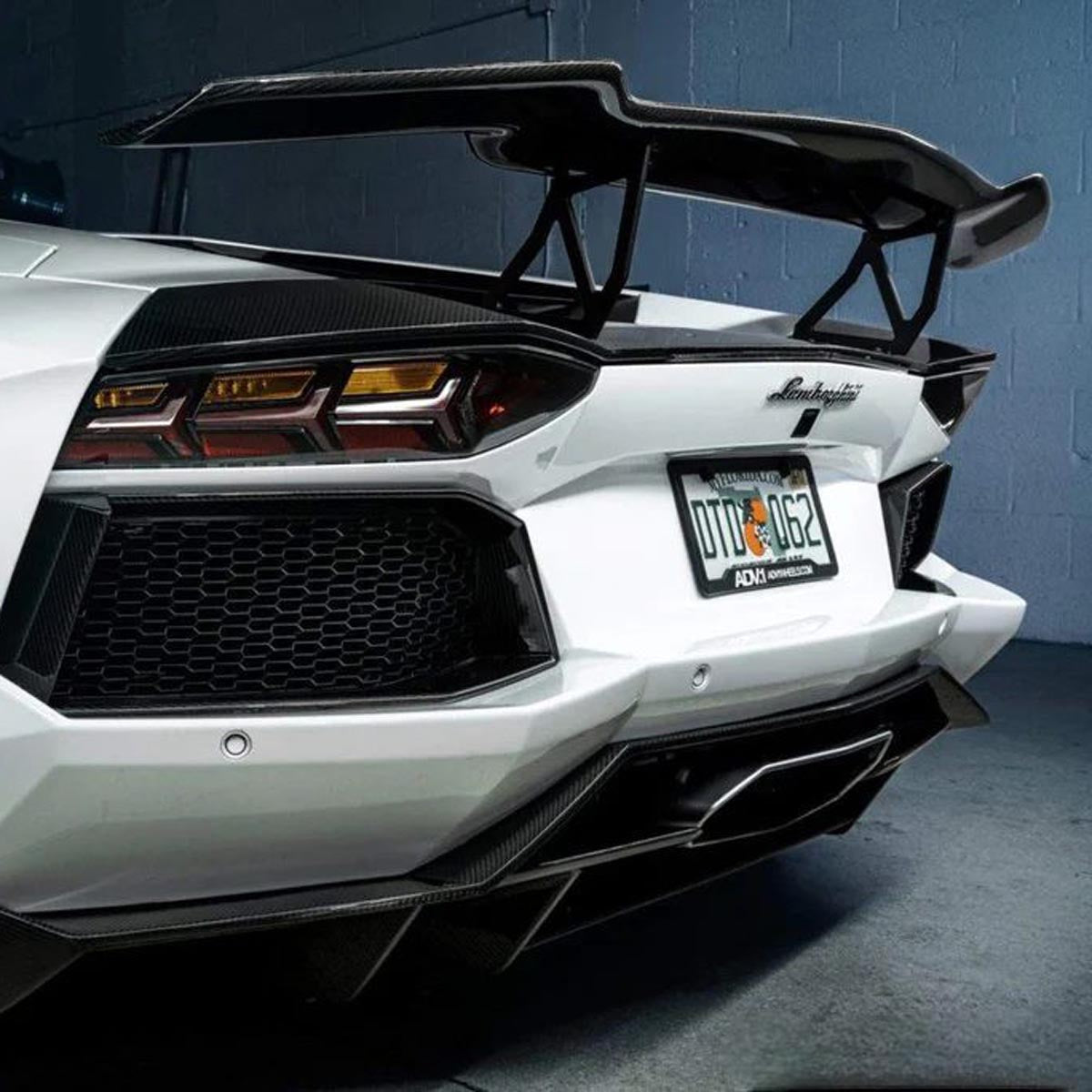 1016 Industries Lamborghini Aventador LP700 Rear Diffuser